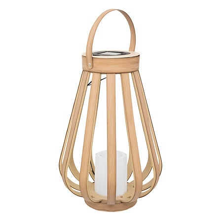 Lanterne solaire d’extérieur intégrée aux packs d’aménagement clé en main Les Compositeurs, idéale pour créer une ambiance chaleureuse et fonctionnelle sur une terrasse ou un balcon prêt à vivre.