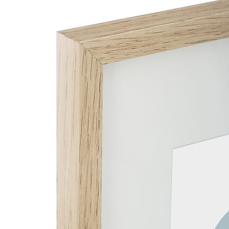 Cadre photo 30 x 40 cm naturel en display
