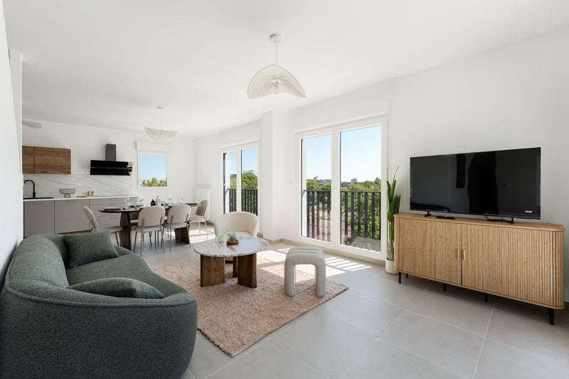 Pack mobilier complet pour appartement T4 ou maison en location meublée