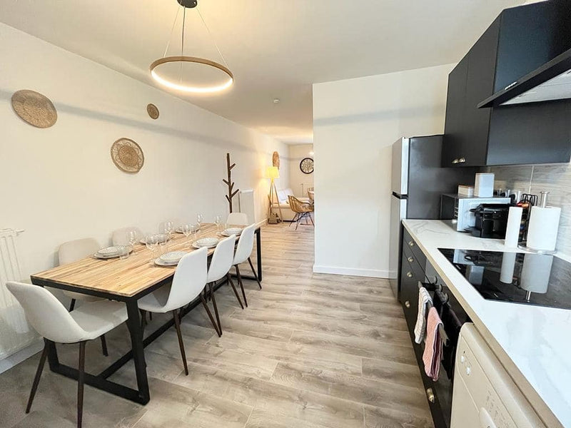 Pack mobilier complet pour logement T6, colocation ou maison en location meublée
